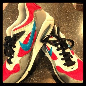 Nike Air Max Womens sz 8